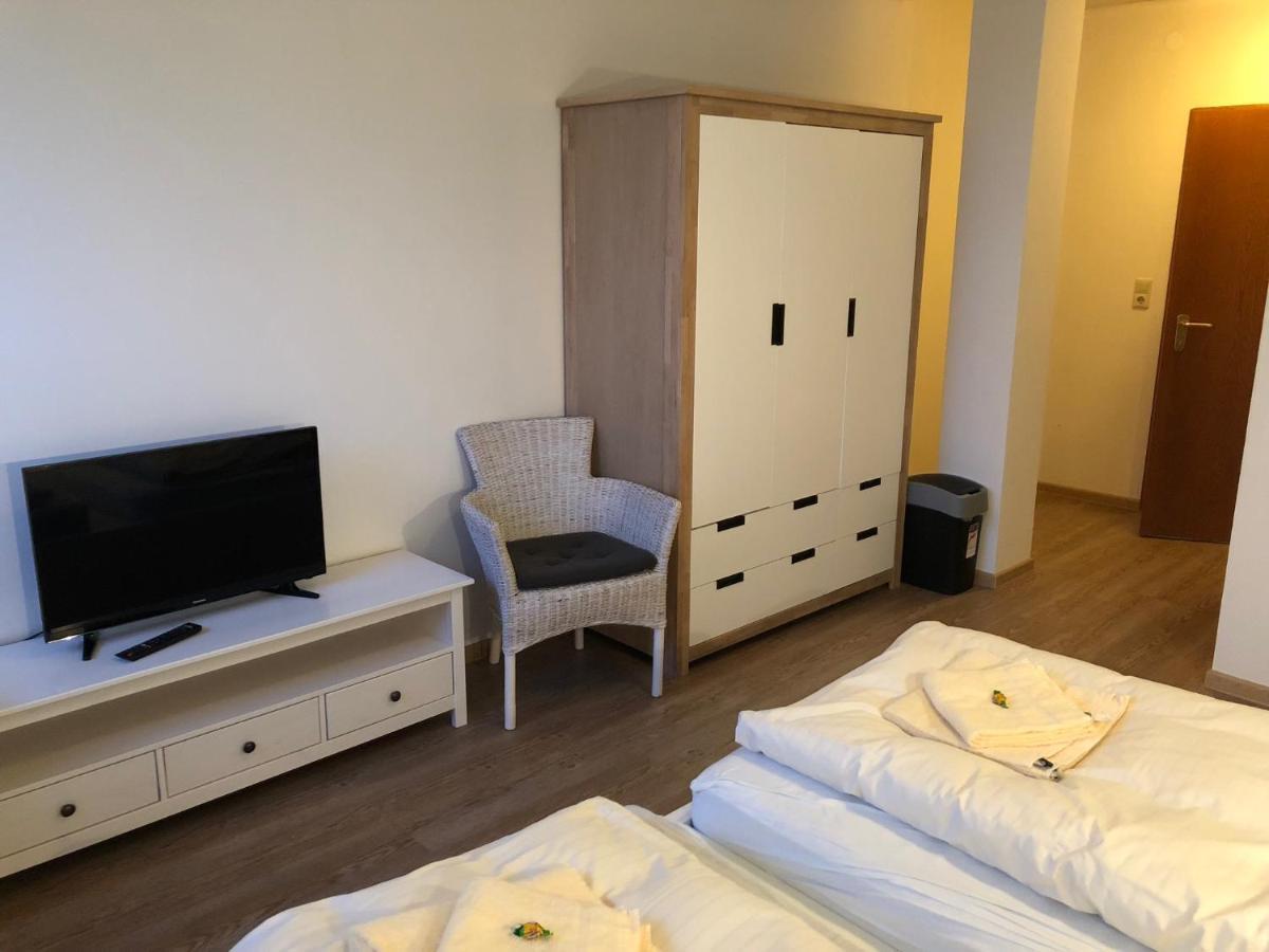 Hotel Zum Kreidesee, Kein Urlaubshotel ! Hemmoor Extérieur photo